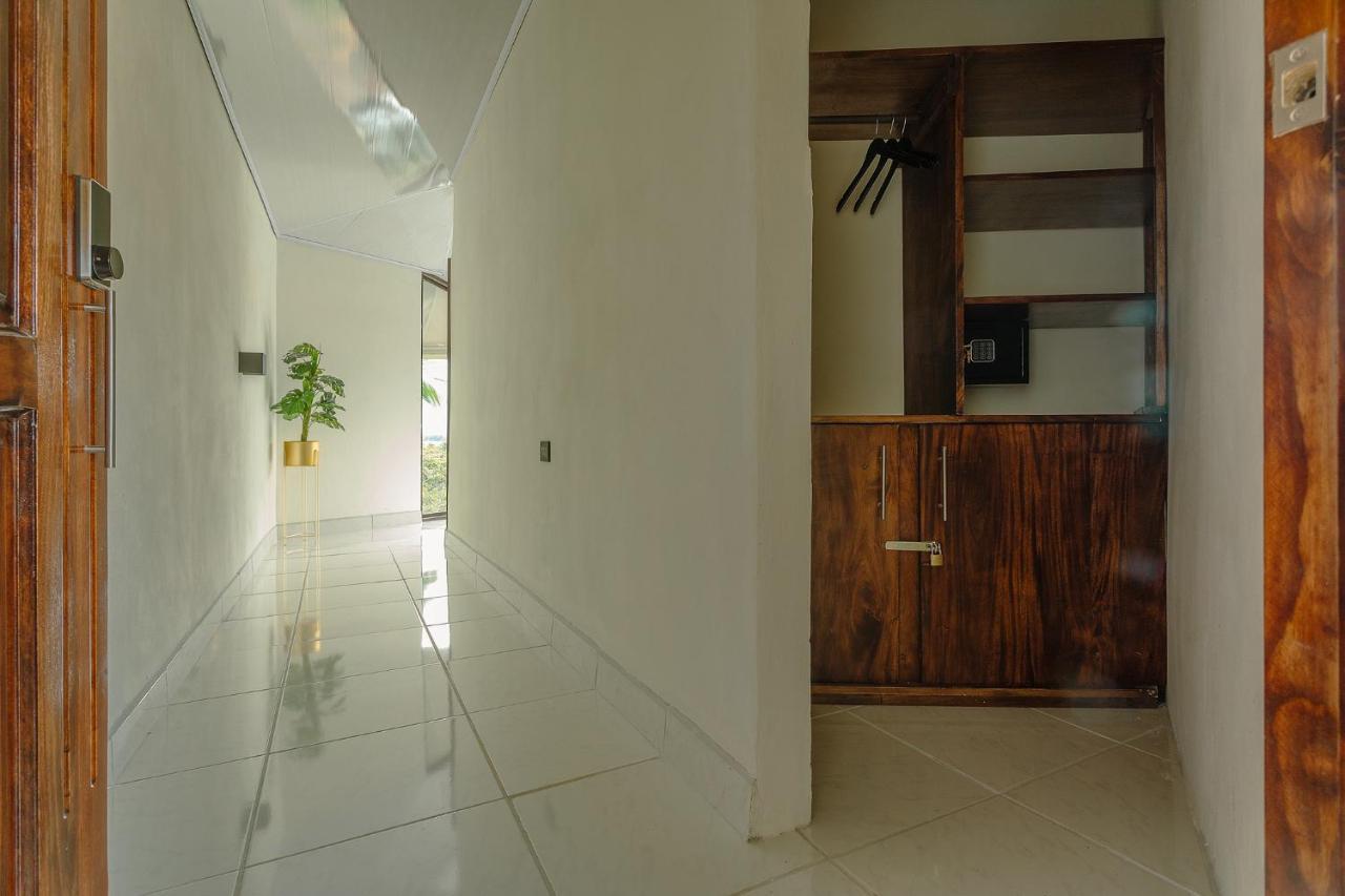 Hotel La Hacienda Quesada  ภายนอก รูปภาพ