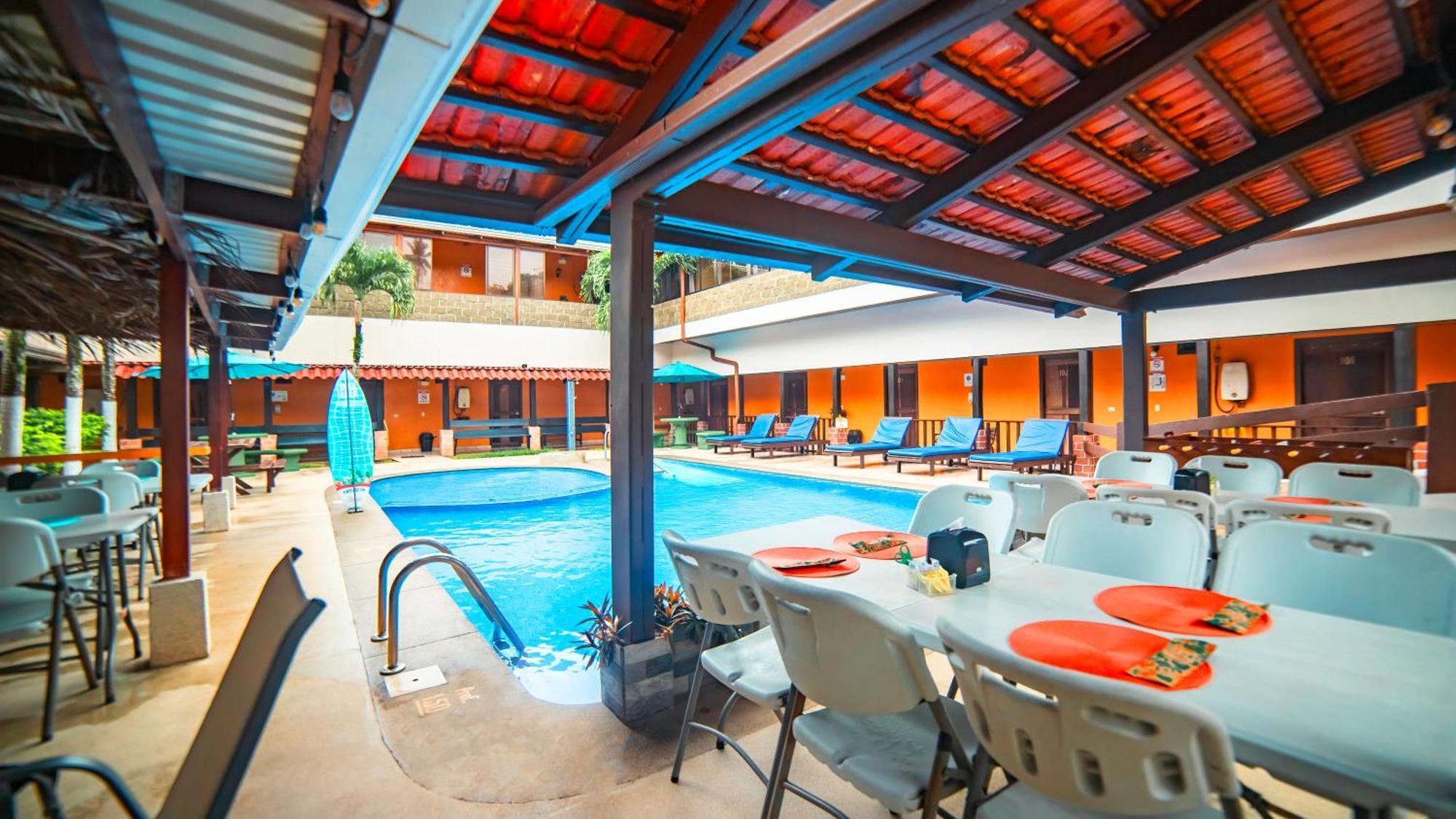 Hotel La Hacienda Quesada  ภายนอก รูปภาพ