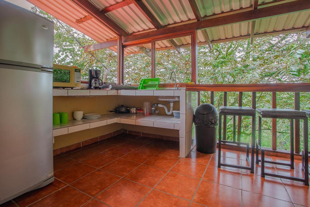 Hotel La Hacienda Quesada  ภายนอก รูปภาพ